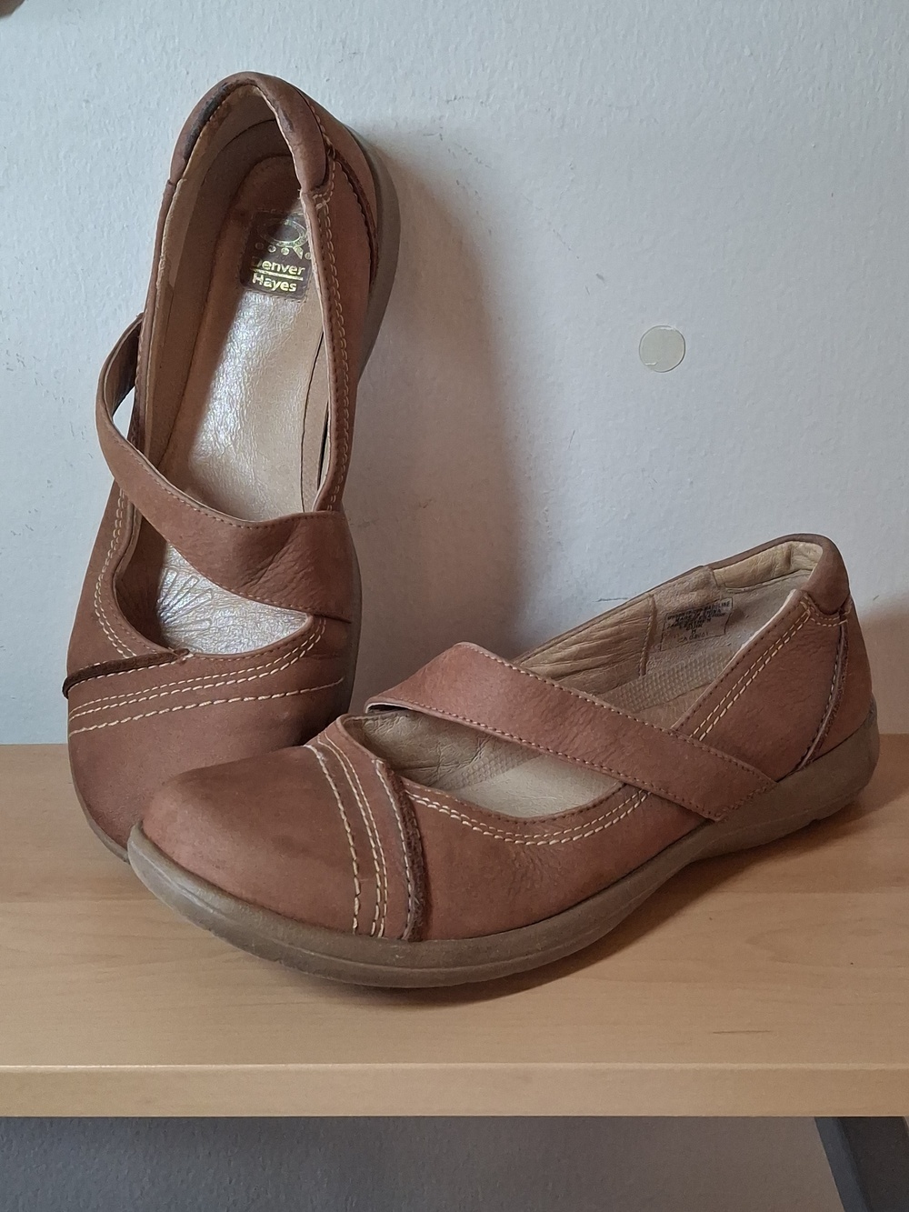 Denver Hayes Madeline Brown Leather Mary Jane Flats Shoes Sz 8